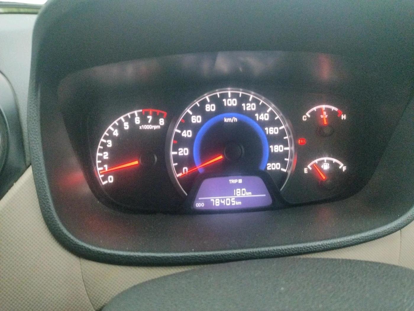 2016 Hyundai Grand i10 MAGNA 1.2 KAPPA VTVT, CNG, Manual, 78,405 km, interior