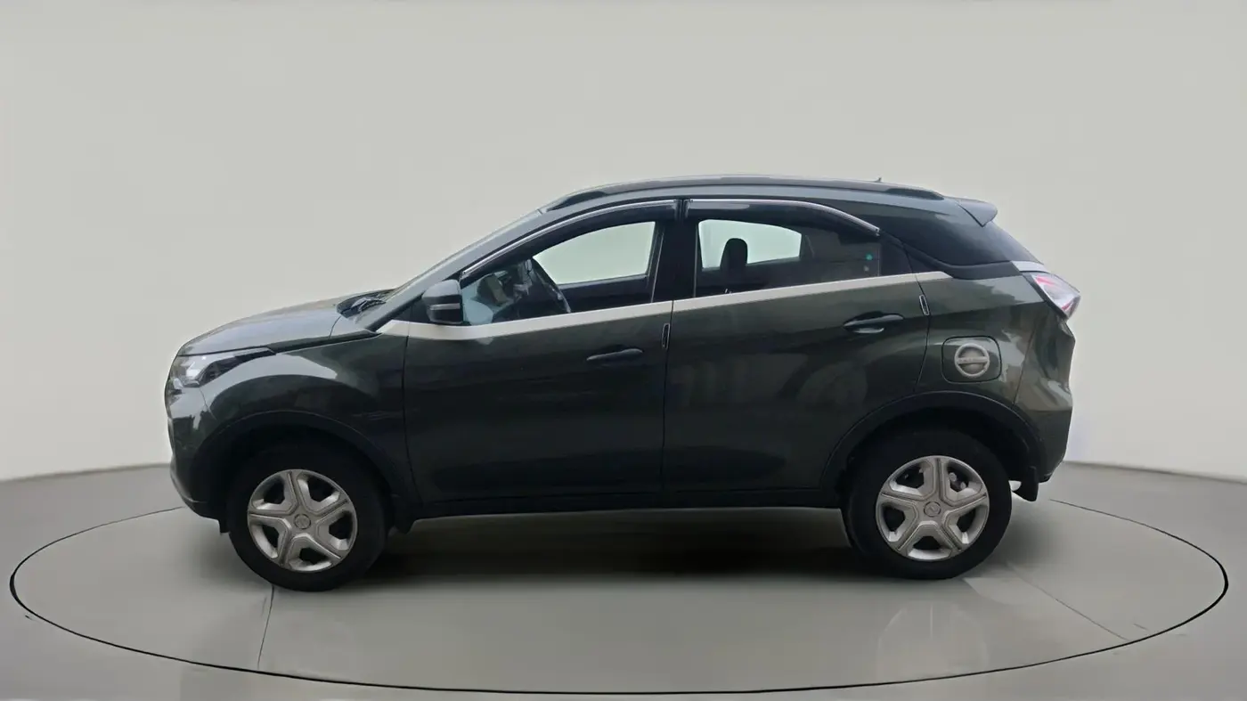 2022 Tata NEXON XM PETROL, Petrol, Manual, 34,131 km, exterior