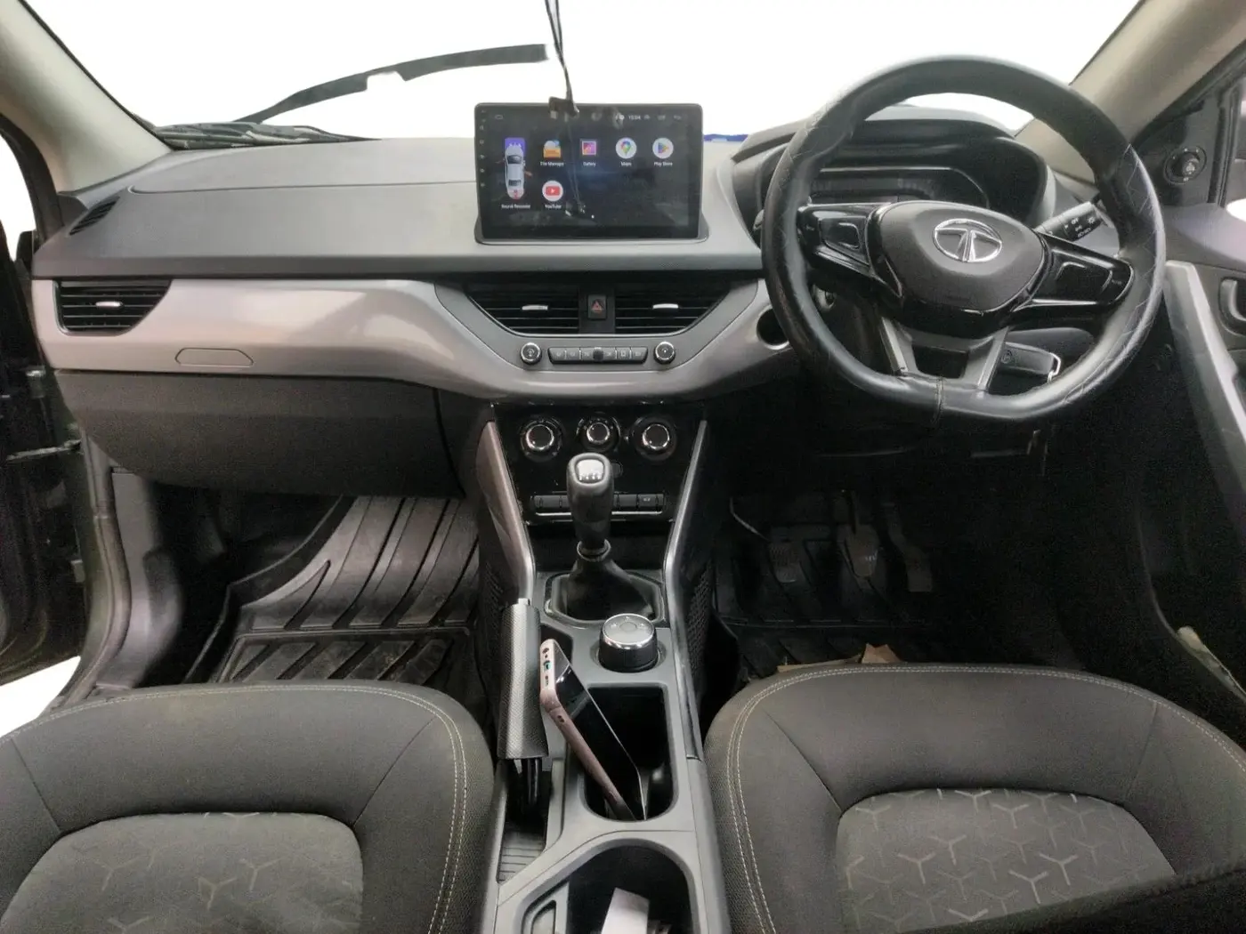 2022 Tata NEXON XM PETROL, Petrol, Manual, 34,131 km, interior
