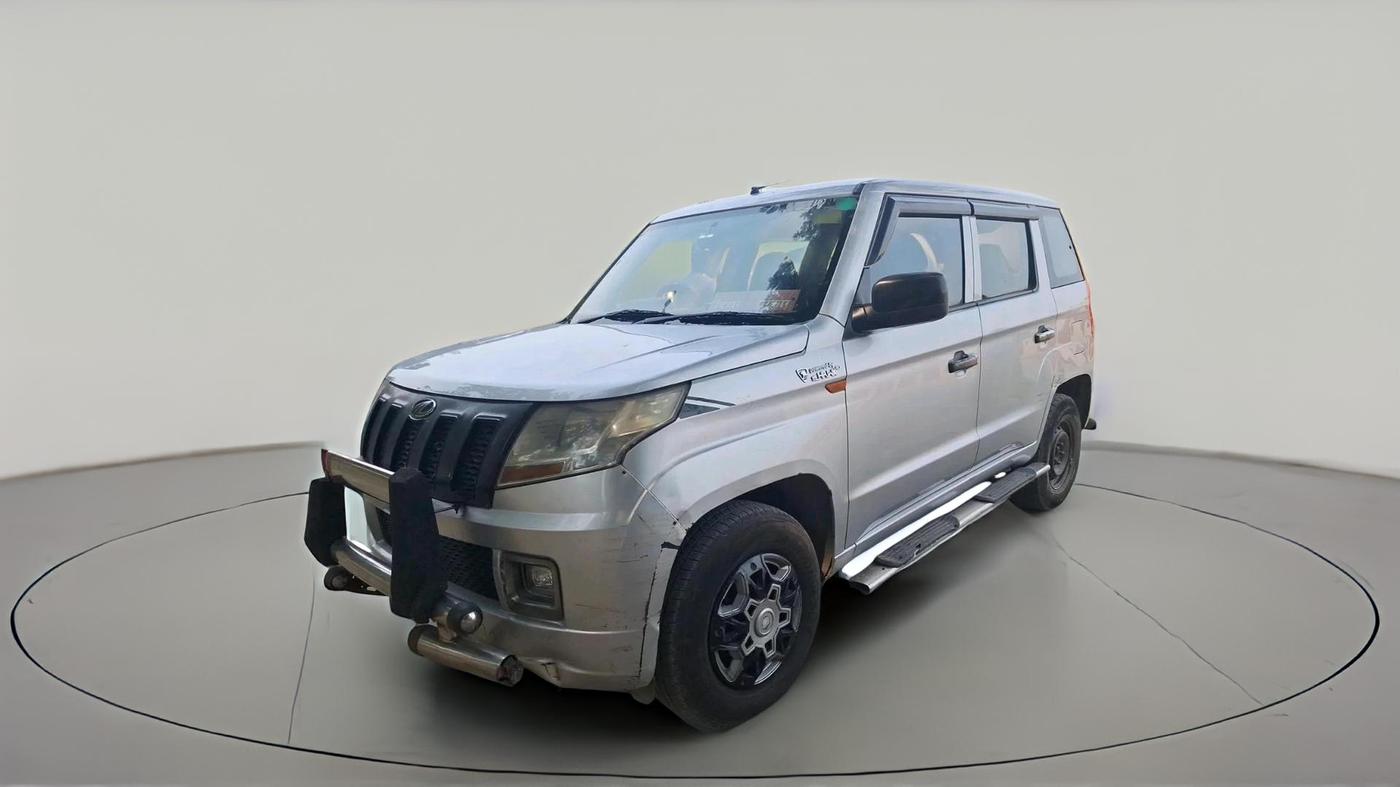 2015 Mahindra TUV300 T4 PLUS, Diesel, Manual, 1,56,507 km, exterior
