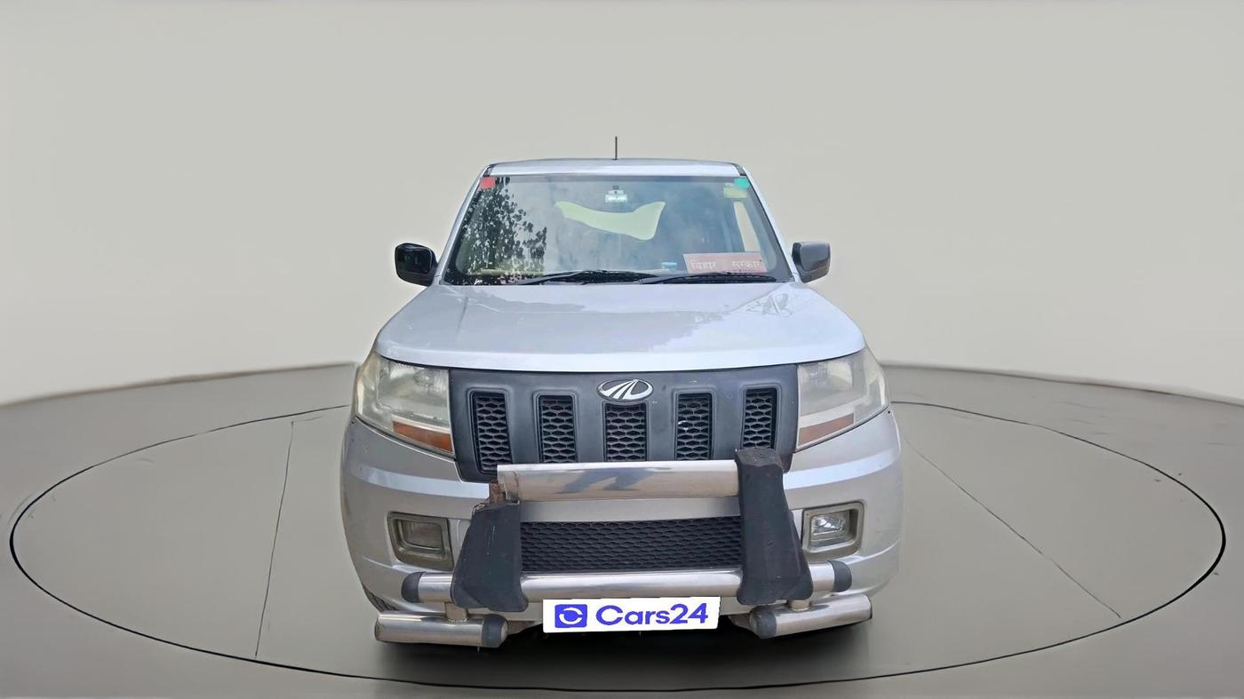 2015 Mahindra TUV300 T4 PLUS, Diesel, Manual, 1,56,507 km, exterior