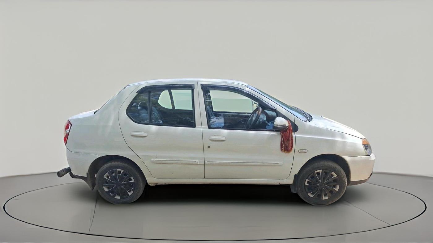 2015 Tata Indigo ECS LX TDI, Diesel, Manual, 86,998 km, exterior
