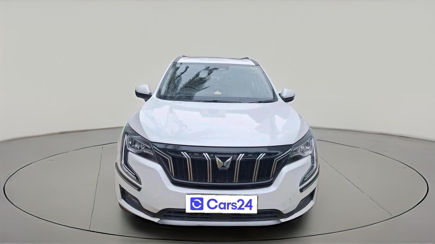 2022 Mahindra XUV700 AX 7 P MT 7 STR, Petrol, Manual, 42,683 km, exterior