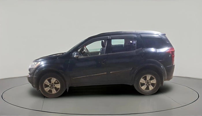 2015 Mahindra XUV500 W8, Diesel, Manual, 1,28,000 km, exterior