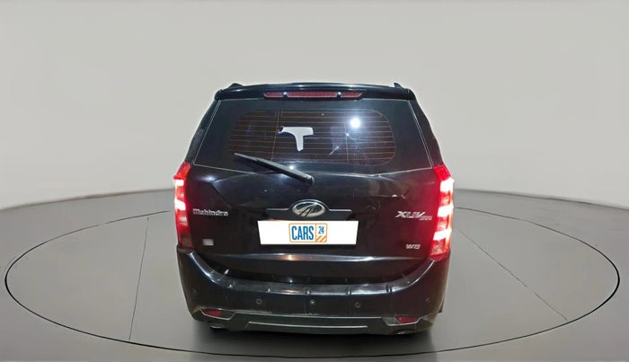 2015 Mahindra XUV500 W8, Diesel, Manual, 1,28,000 km, exterior