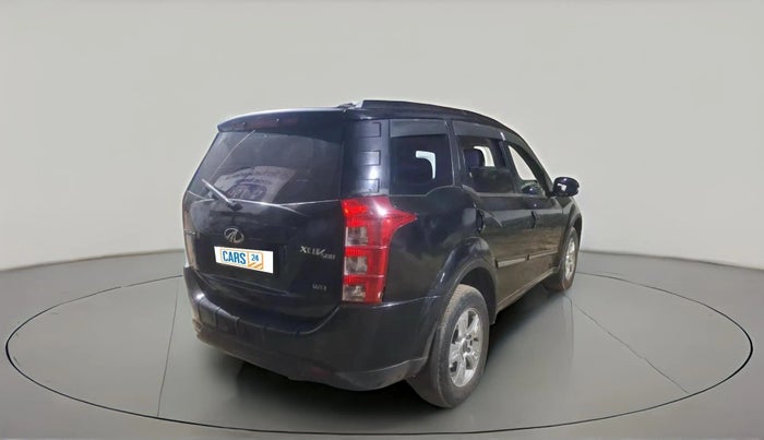 2015 Mahindra XUV500 W8, Diesel, Manual, 1,28,000 km, exterior