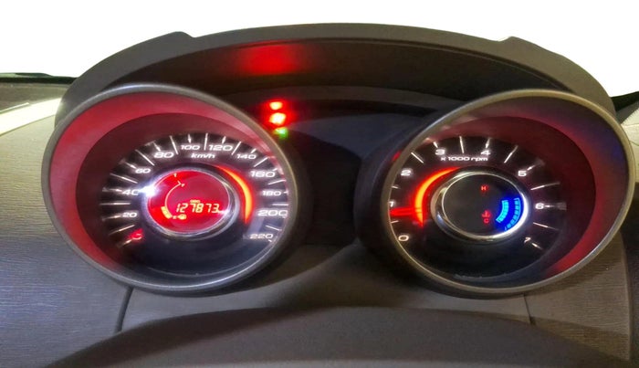 2015 Mahindra XUV500 W8, Diesel, Manual, 1,28,000 km, interior