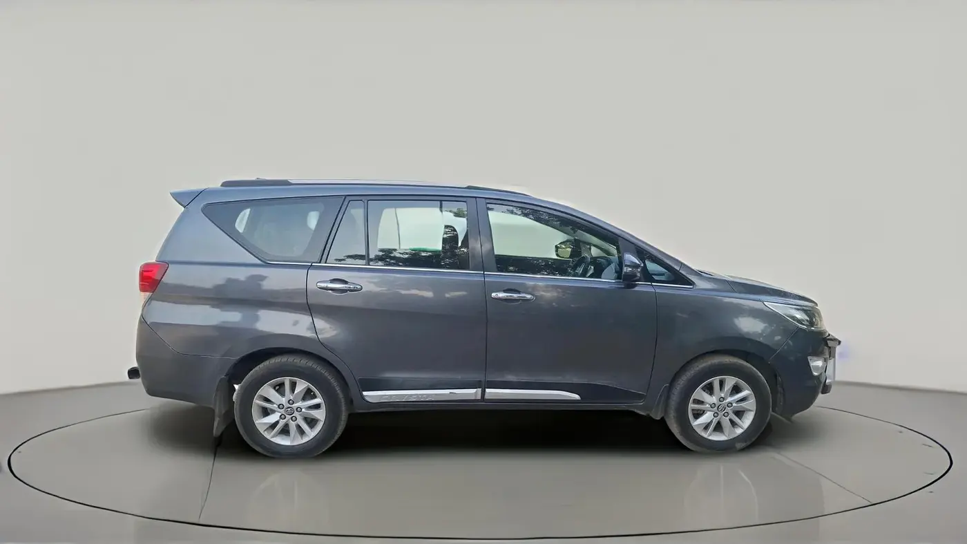 2019 Toyota Innova Crysta 2.4 VX 7 STR, Diesel, Manual, 1,38,788 km, exterior