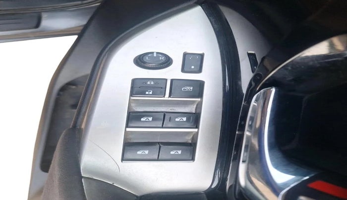 2019 Toyota Innova Crysta 2.4 VX 7 STR, Diesel, Manual, 1,38,788 km, interior