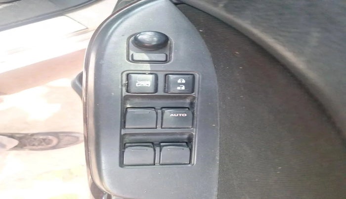 2017 Maruti Baleno ZETA PETROL 1.2, Petrol, Manual, 47,623 km, interior