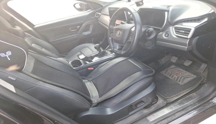 2020 Tata Harrier XZ PLUS 2.0L, Diesel, Manual, 28,500 km, interior