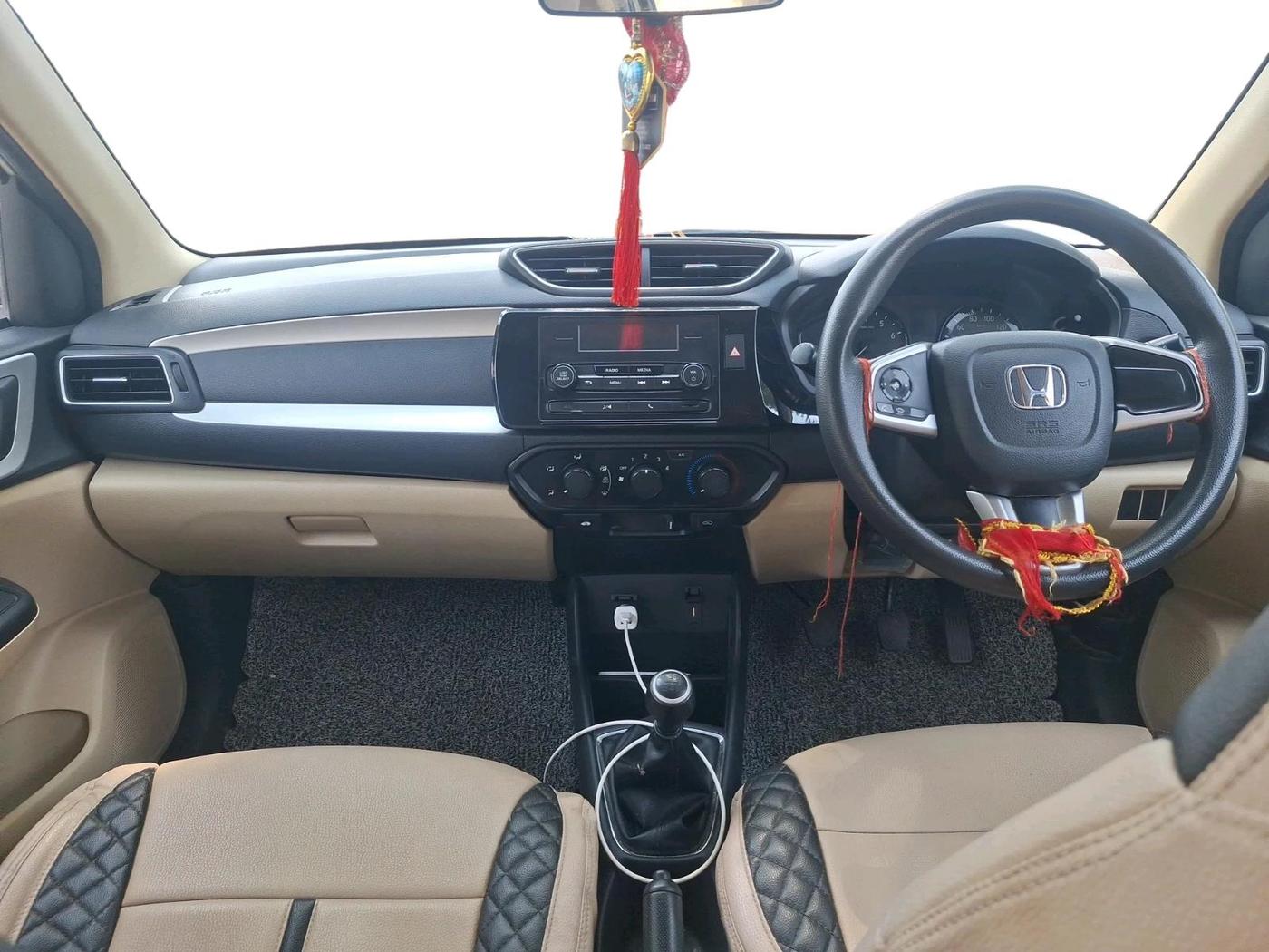 2021 Honda Amaze 1.2L I-VTEC S, Petrol, Manual, 60,963 km, interior