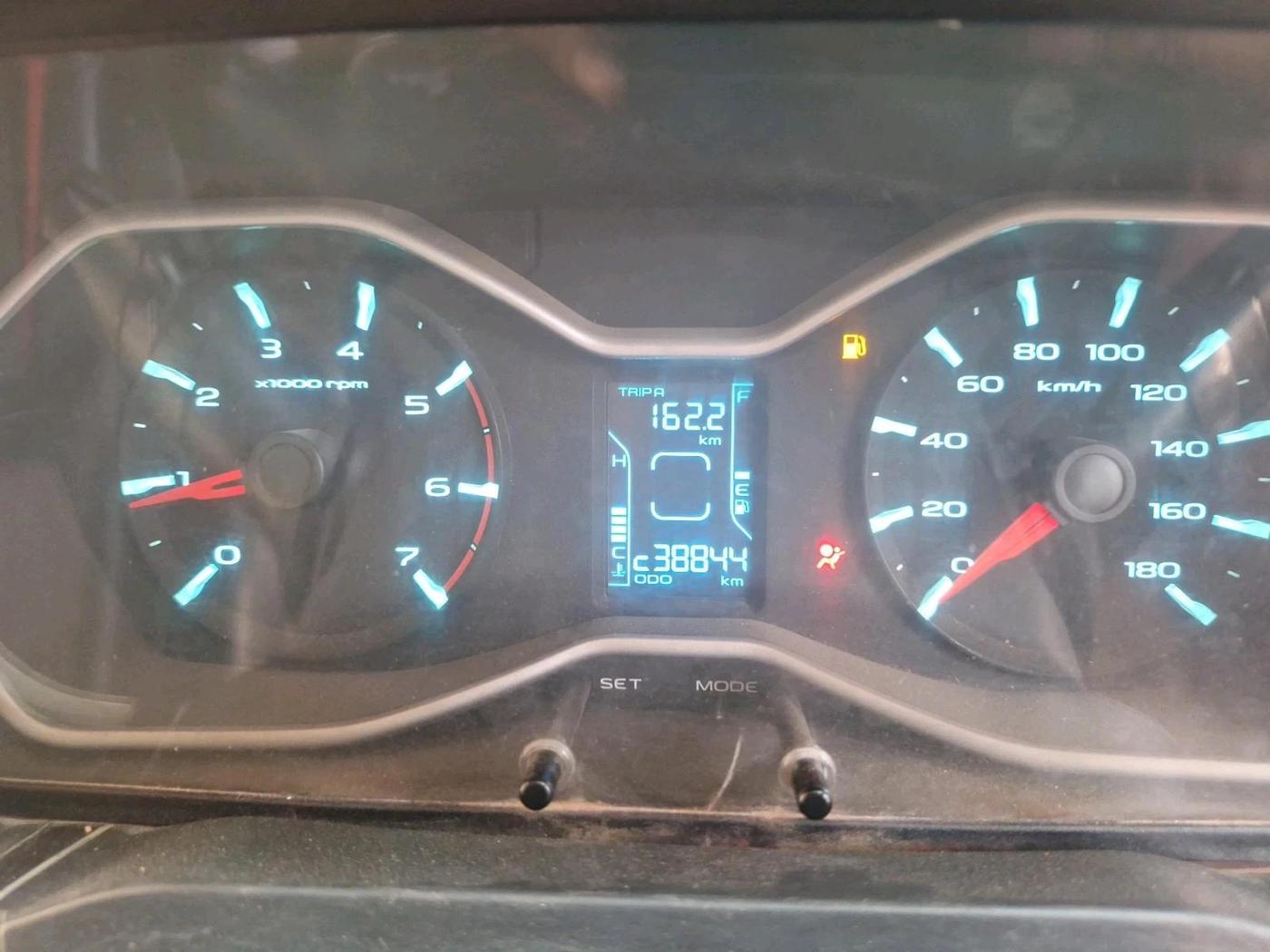 2015 Mahindra Scorpio S10, Diesel, Manual, 2,38,844 km, interior