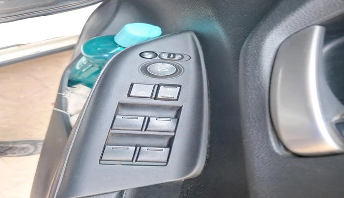 2019 Honda WR-V 1.5L I-DTEC VX MT, Diesel, Manual, 87,239 km, interior