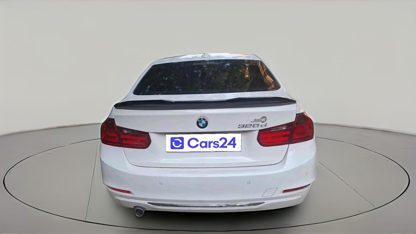 2015 BMW 3 Series 320D LUXURYLINE, Diesel, Automatic, 37,074 km, exterior