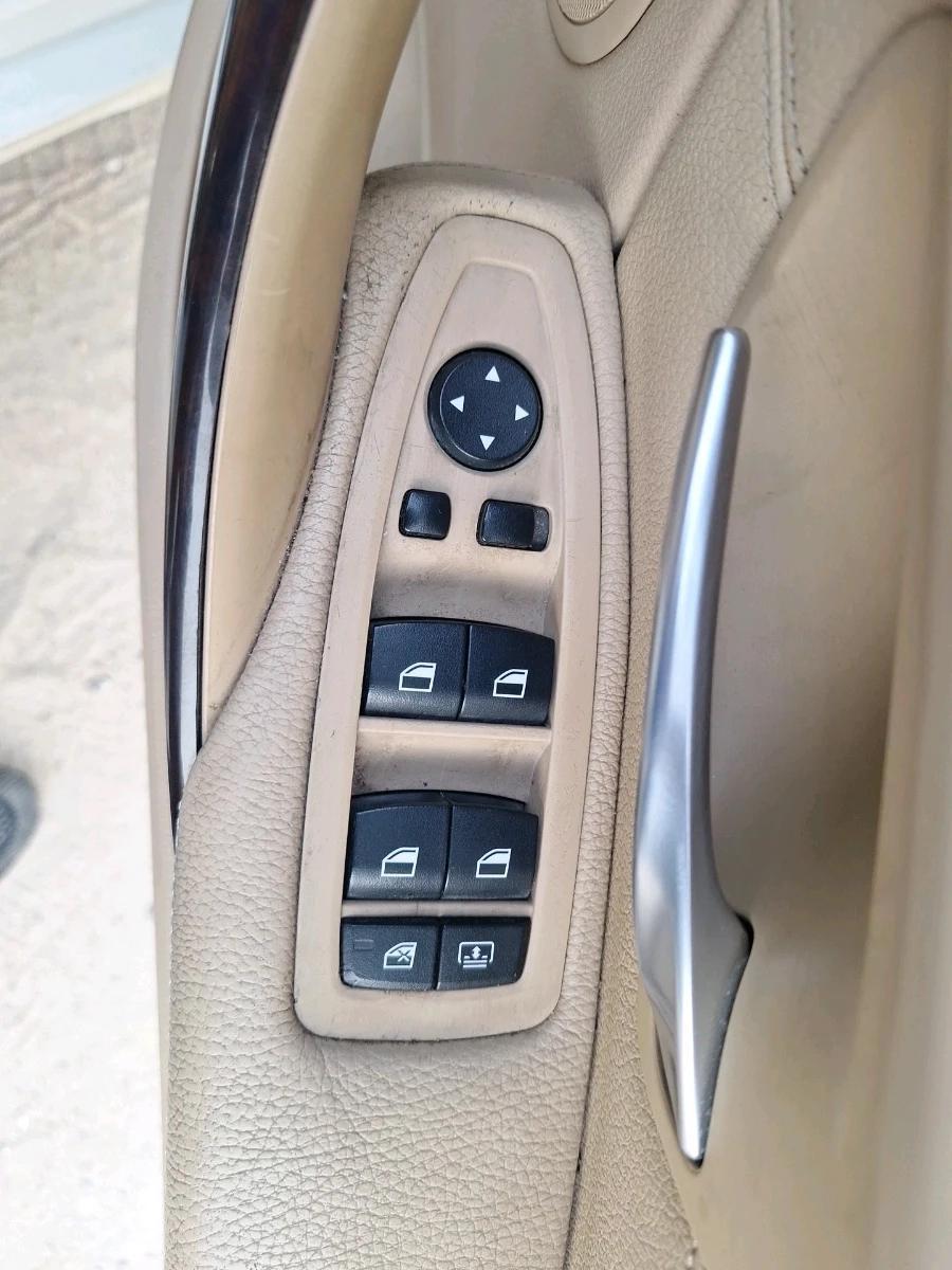 2015 BMW 3 Series 320D LUXURYLINE, Diesel, Automatic, 37,074 km, interior