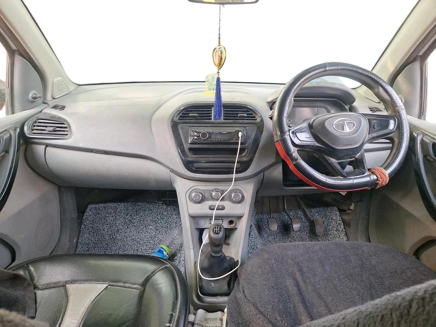 2021 Tata TIGOR XE PETROL, Petrol, Manual, 1,18,772 km, interior