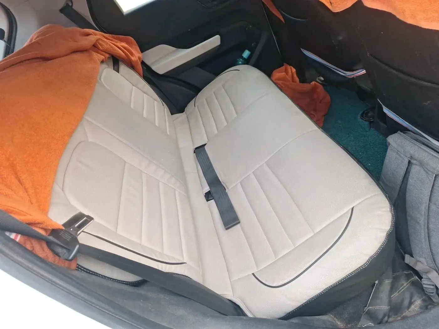 2023 Tata PUNCH PURE MT CNG, CNG, Manual, 90,136 km, interior