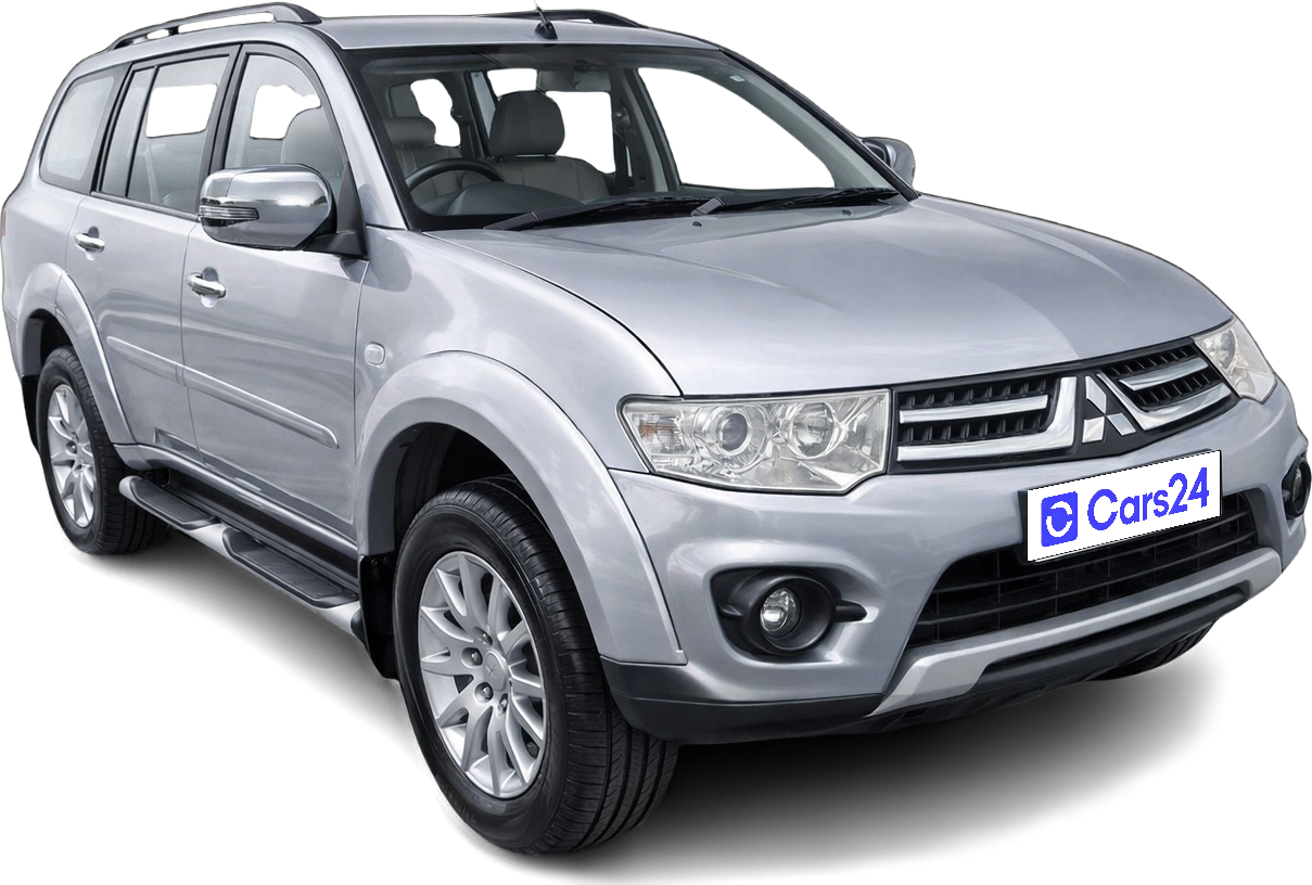 2015 Mitsubishi Pajero - SUV - Diesel - Manual - ₹6.30 lakh