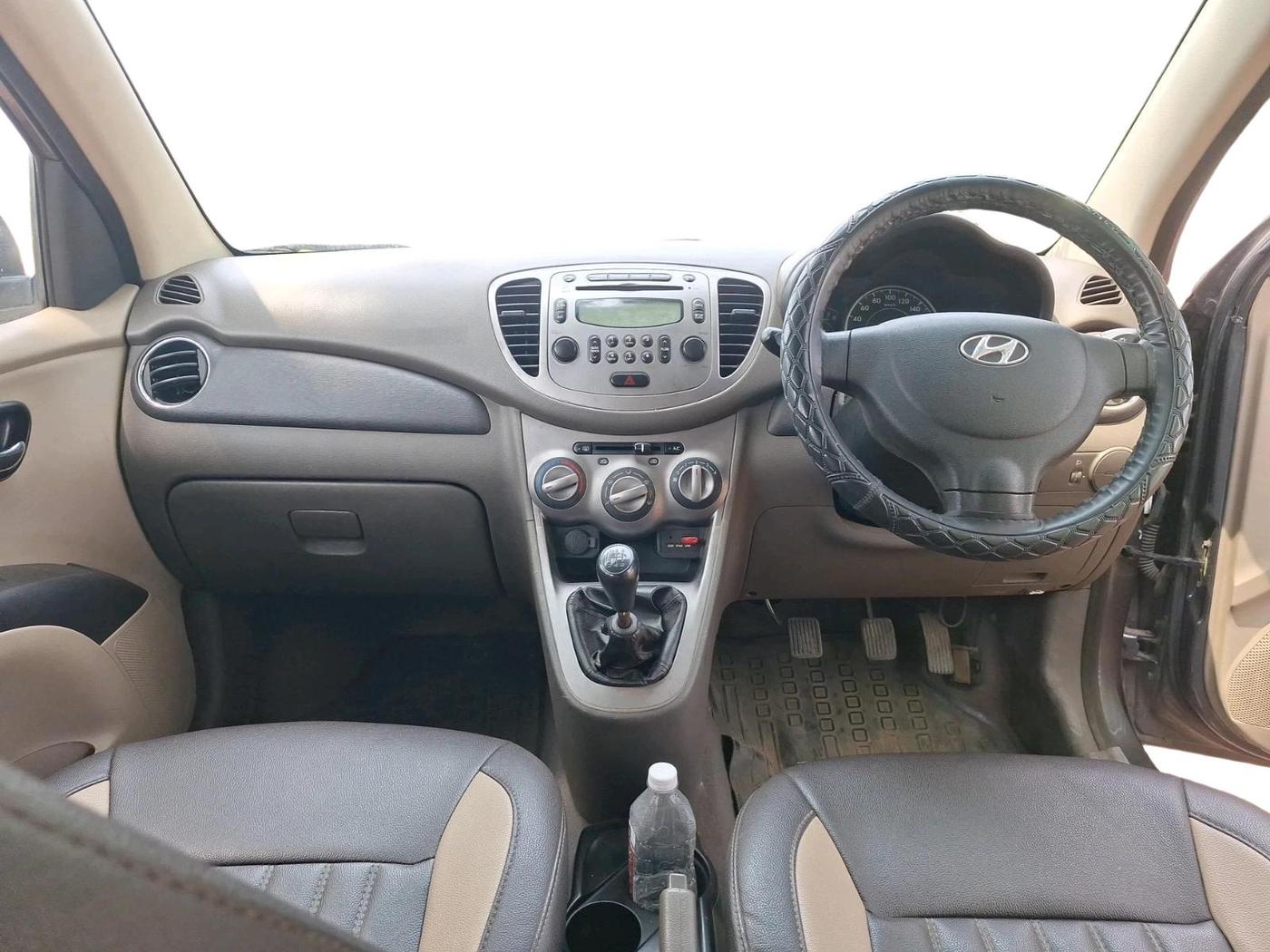 2012 Hyundai i10 SPORTZ 1.2, Petrol, Manual, 48,497 km, interior
