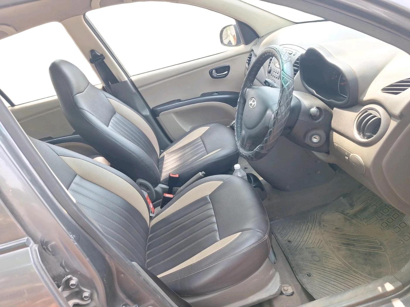 2012 Hyundai i10 SPORTZ 1.2, Petrol, Manual, 48,497 km, interior