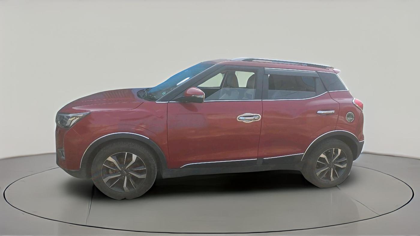 2019 Mahindra XUV300 W8 (O) 1.5 DIESEL, Diesel, Manual, 1,04,390 km, exterior