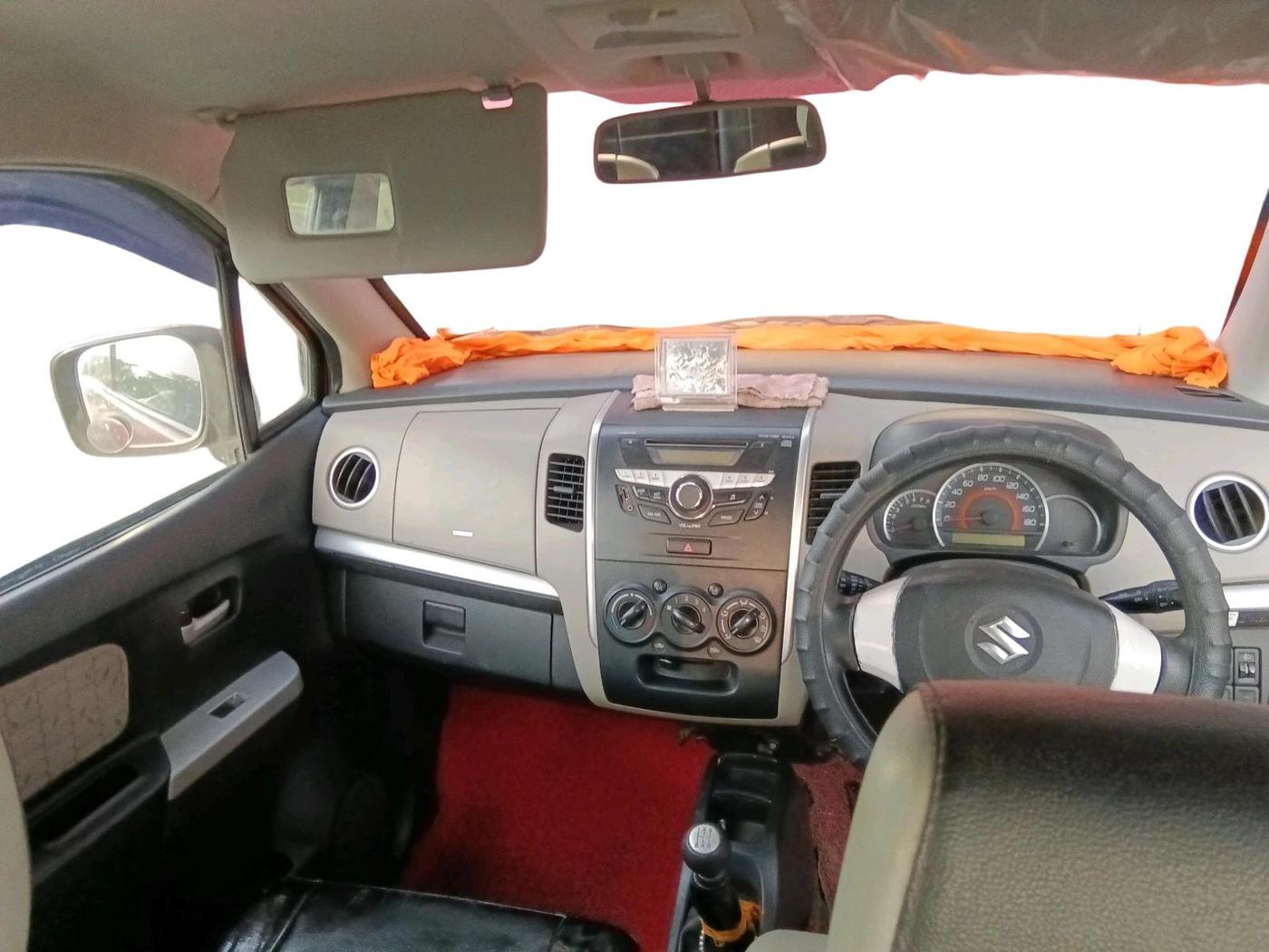 2014 Maruti Wagon R 1.0 VXI, CNG, Manual, 89,515 km, interior