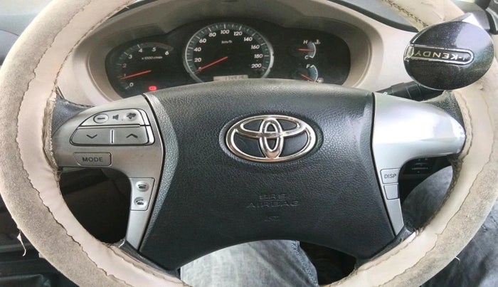 2015 Toyota Innova 2.5 ZX 7 STR, Diesel, Manual, 1,74,919 km, interior