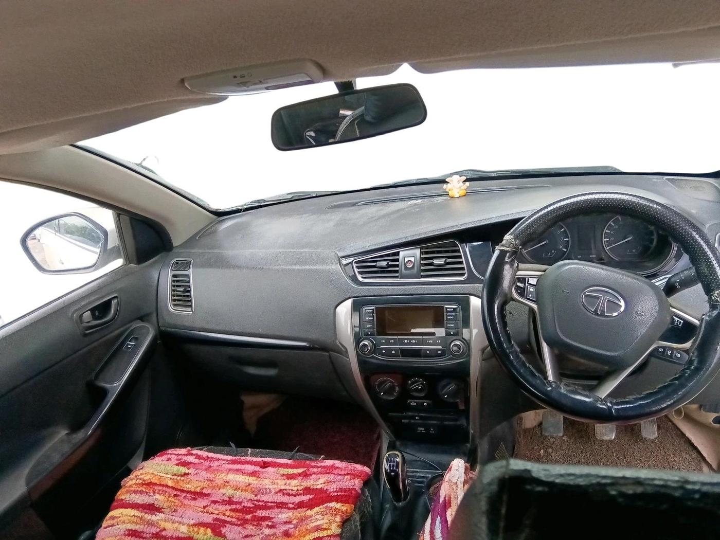 2015 Tata Bolt XM QUADRAJET, Diesel, Manual, 1,74,928 km, interior