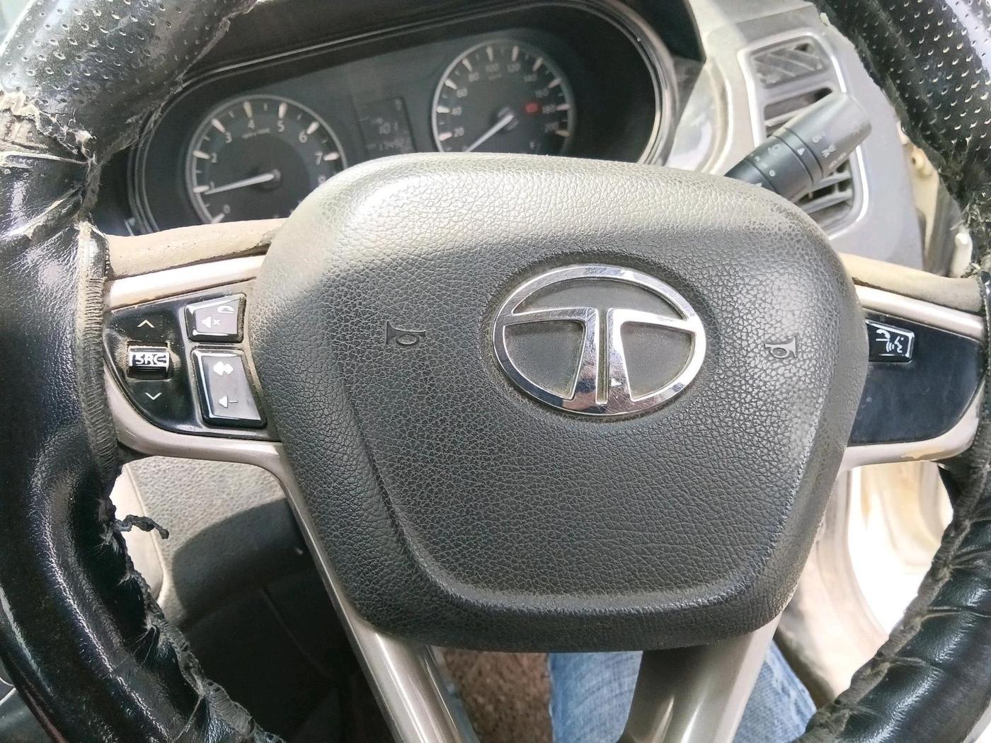2015 Tata Bolt XM QUADRAJET, Diesel, Manual, 1,74,928 km, interior