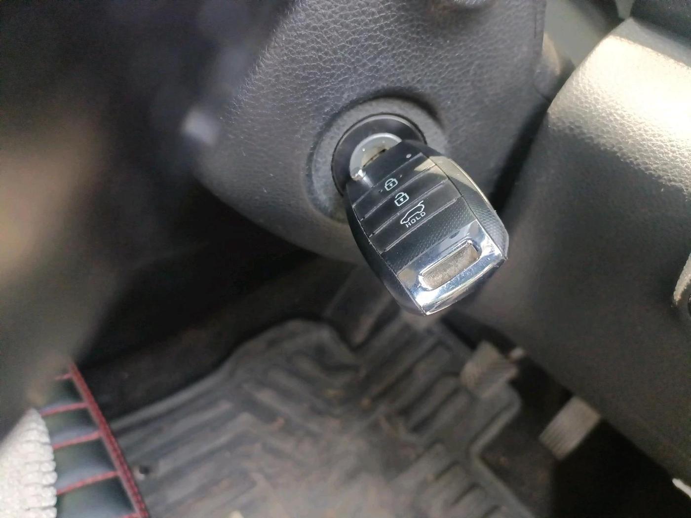 2023 KIA SONET HTK PLUS 1.2, Petrol, Manual, 47,638 km, interior