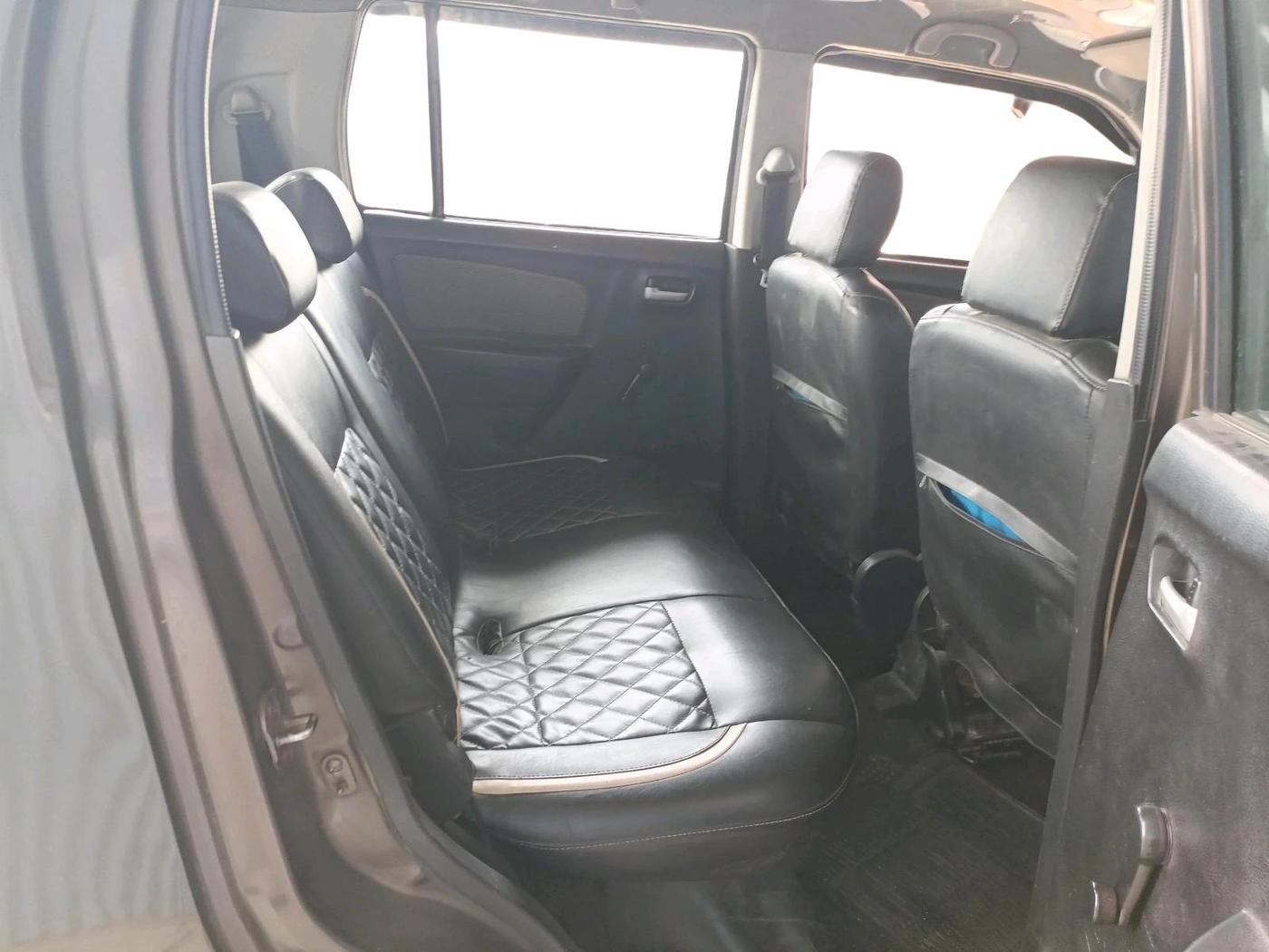 2015 Maruti Wagon R 1.0 LXI CNG, CNG, Manual, 88,185 km, interior