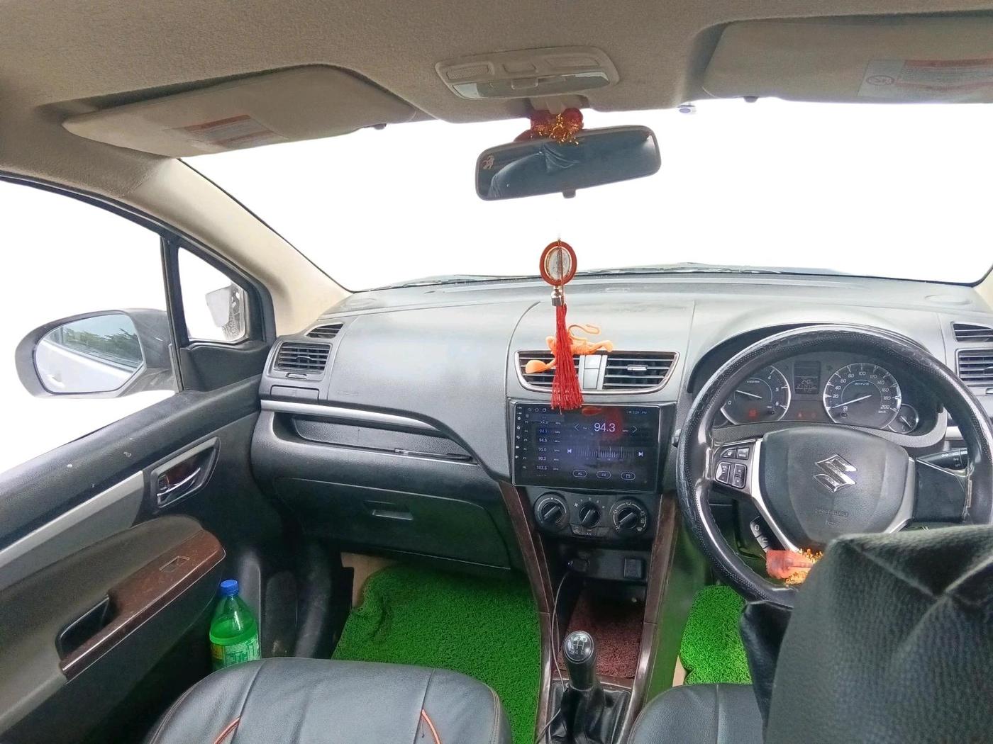2017 Maruti Ertiga VDI SHVS, Diesel, Manual, 2,11,411 km, interior