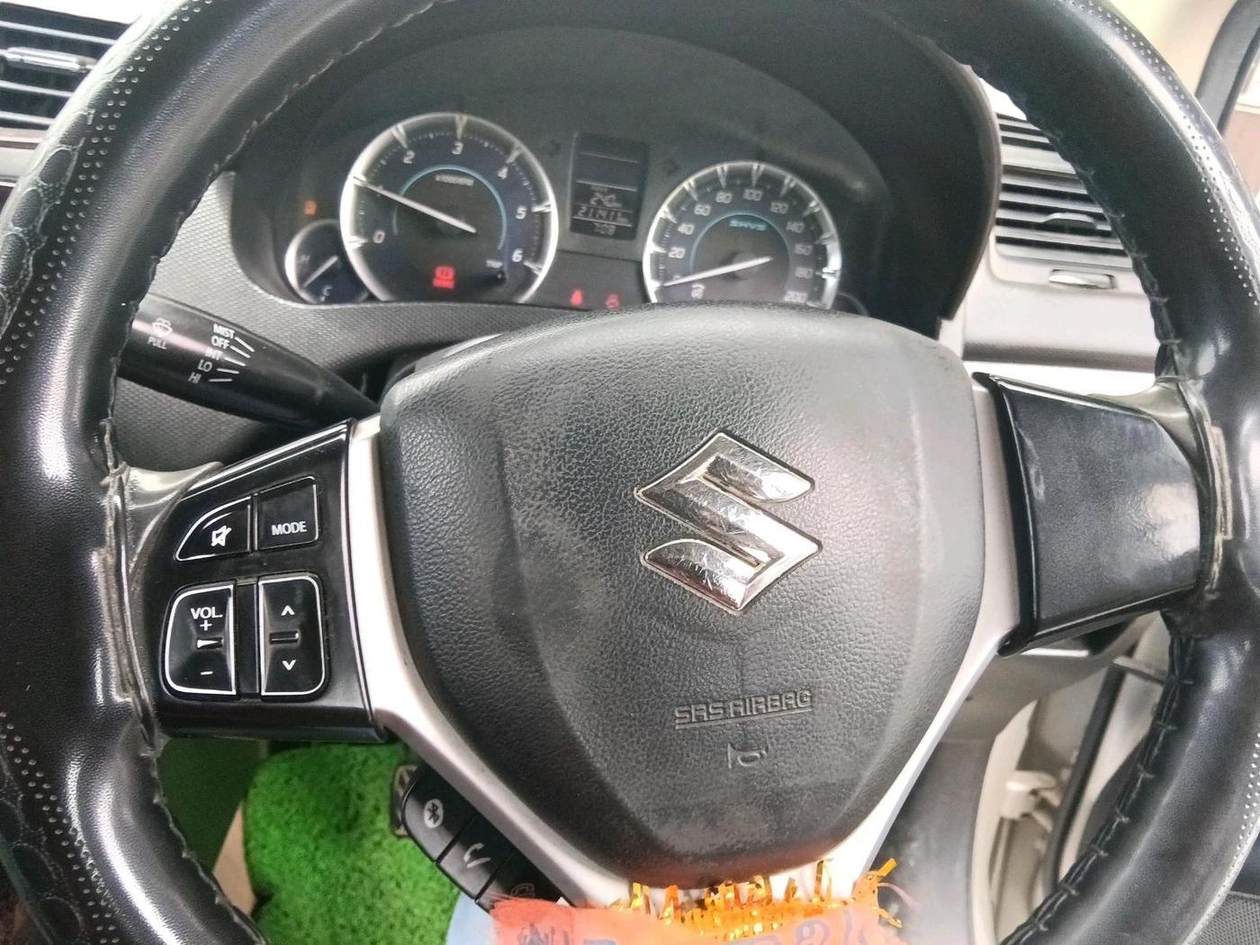 2017 Maruti Ertiga VDI SHVS, Diesel, Manual, 2,11,411 km, interior