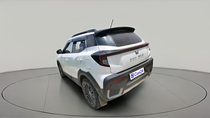 2025 Mahindra XUV 3XO MX2 1.5 Turbo Diesel, Diesel, Manual, 31,026 km, exterior