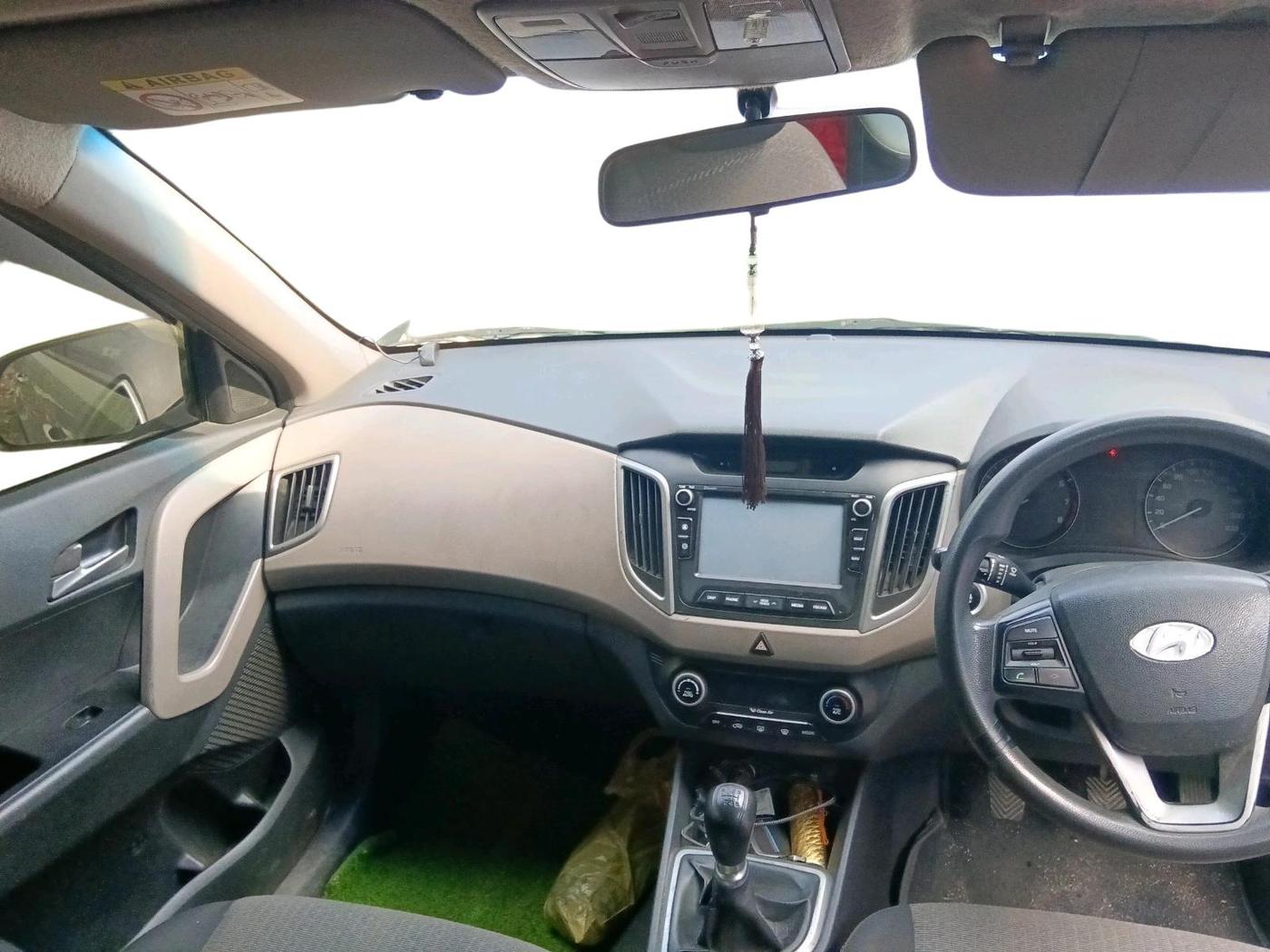 2016 Hyundai Creta SX PLUS 1.6 PETROL, Petrol, Manual, 1,25,907 km, interior