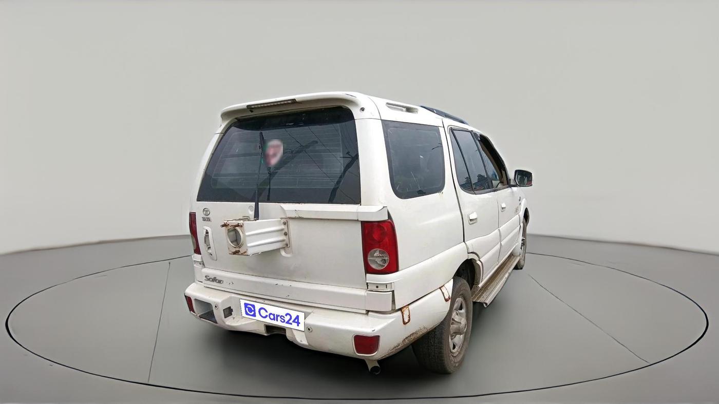 2011 Tata Safari 4X2 EX DICOR 2.2 VTT, Diesel, Manual, 1,12,824 km, exterior
