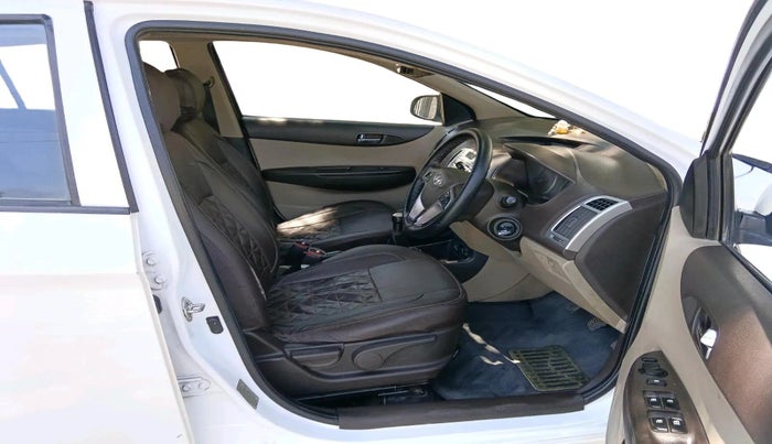 2011 Hyundai i20 ASTA 1.2, Petrol, Manual, 2,40,679 km, interior