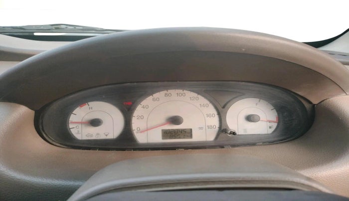 2012 Mahindra Xylo D2 BS III, Diesel, Manual, 10,02,500 km, interior