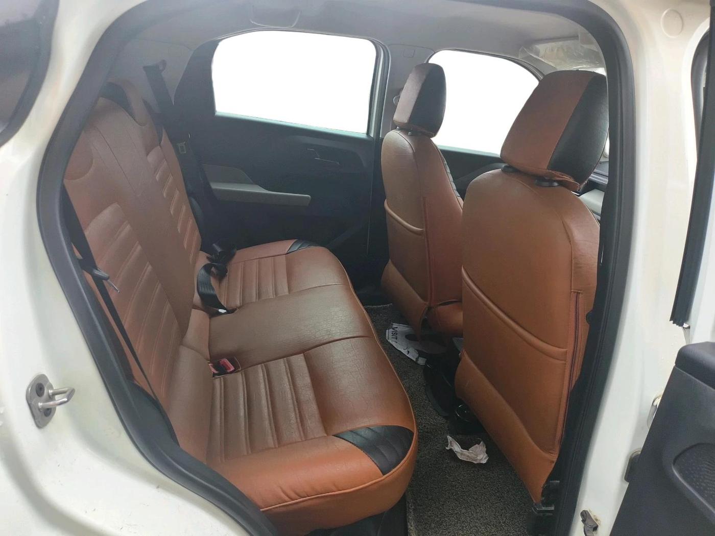 2024 Tata PUNCH ADVENTURE RHYTHM CNG, CNG, Manual, 71,860 km, interior