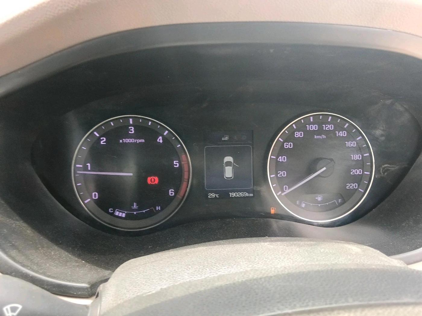 2015 Hyundai Elite i20 ASTA 1.4 CRDI, Diesel, Manual, 1,90,269 km, interior