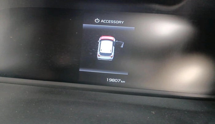 2022 KIA CARENS PRESTIGE PLUS 1.4 PETROL 7 STR, Petrol, Manual, 19,807 km, interior