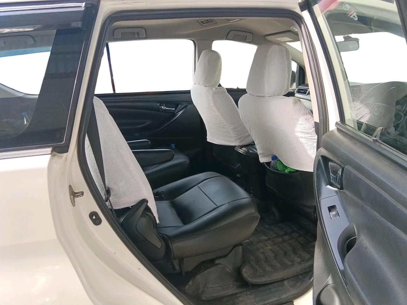 2017 Toyota Innova Crysta 2.4 GX 7 STR, Diesel, Manual, 2,29,220 km, interior