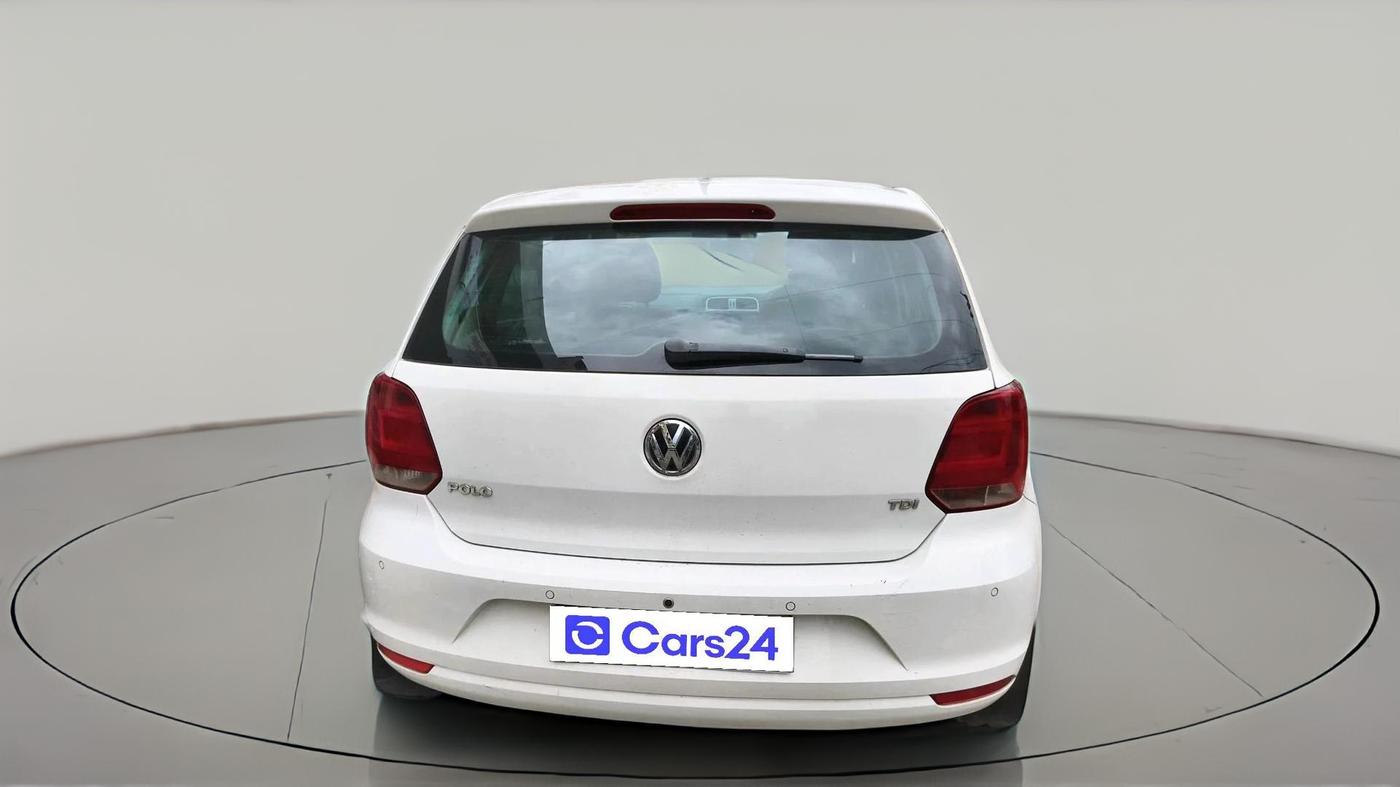 2017 Volkswagen Polo HIGHLINE1.5L, Diesel, Manual, 1,52,752 km, exterior