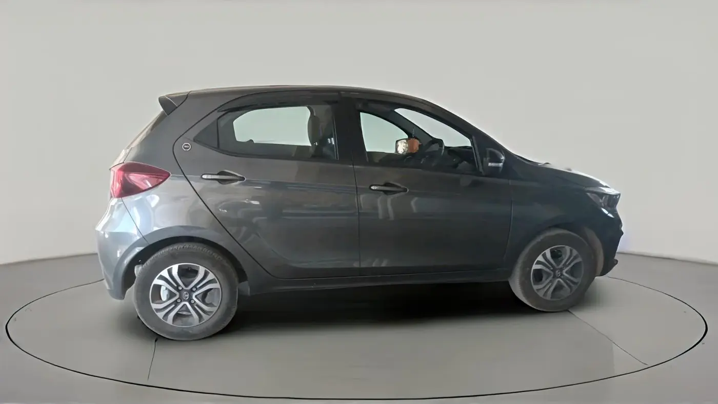 2023 Tata Tiago XT RHYTHM PETROL, Petrol, Manual, 13,205 km, exterior