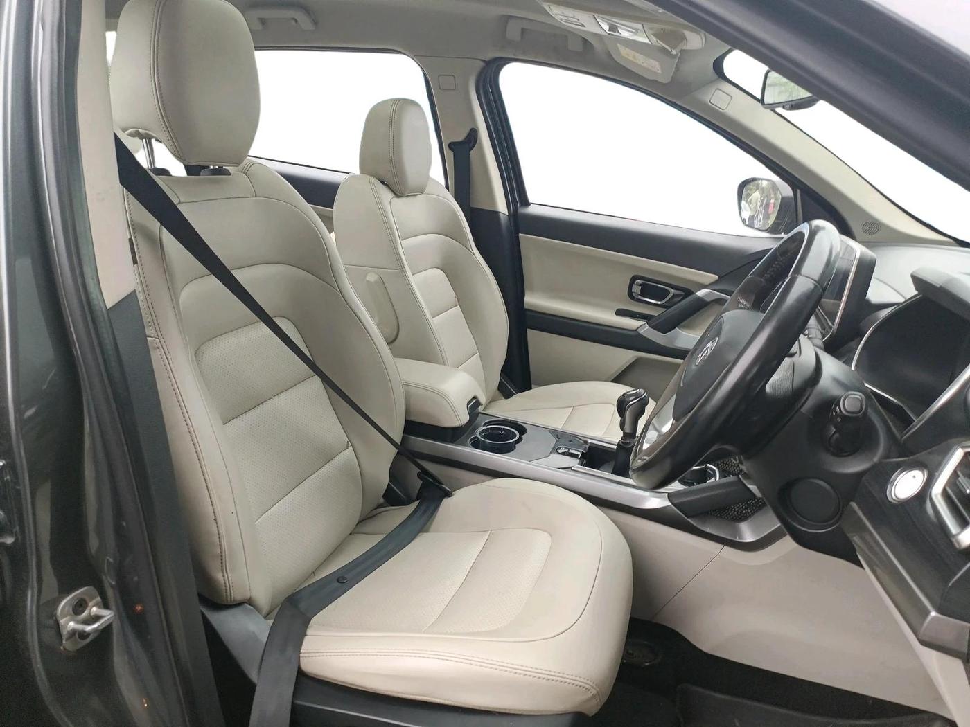 2021 Tata Safari XZ PLUS, Diesel, Manual, 87,316 km, interior