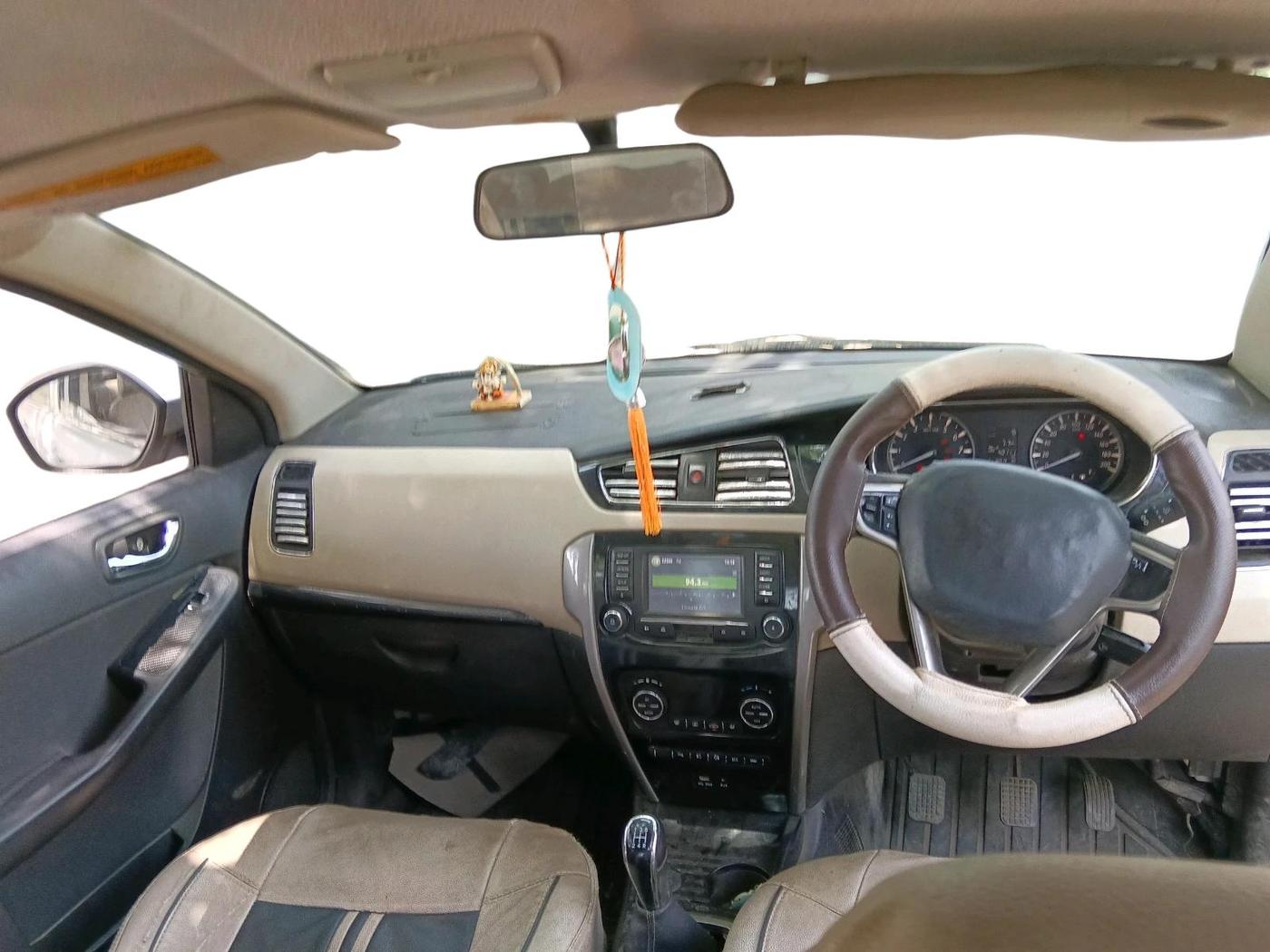 2015 Tata Zest XT PETROL, Petrol, Manual, 40,111 km, interior