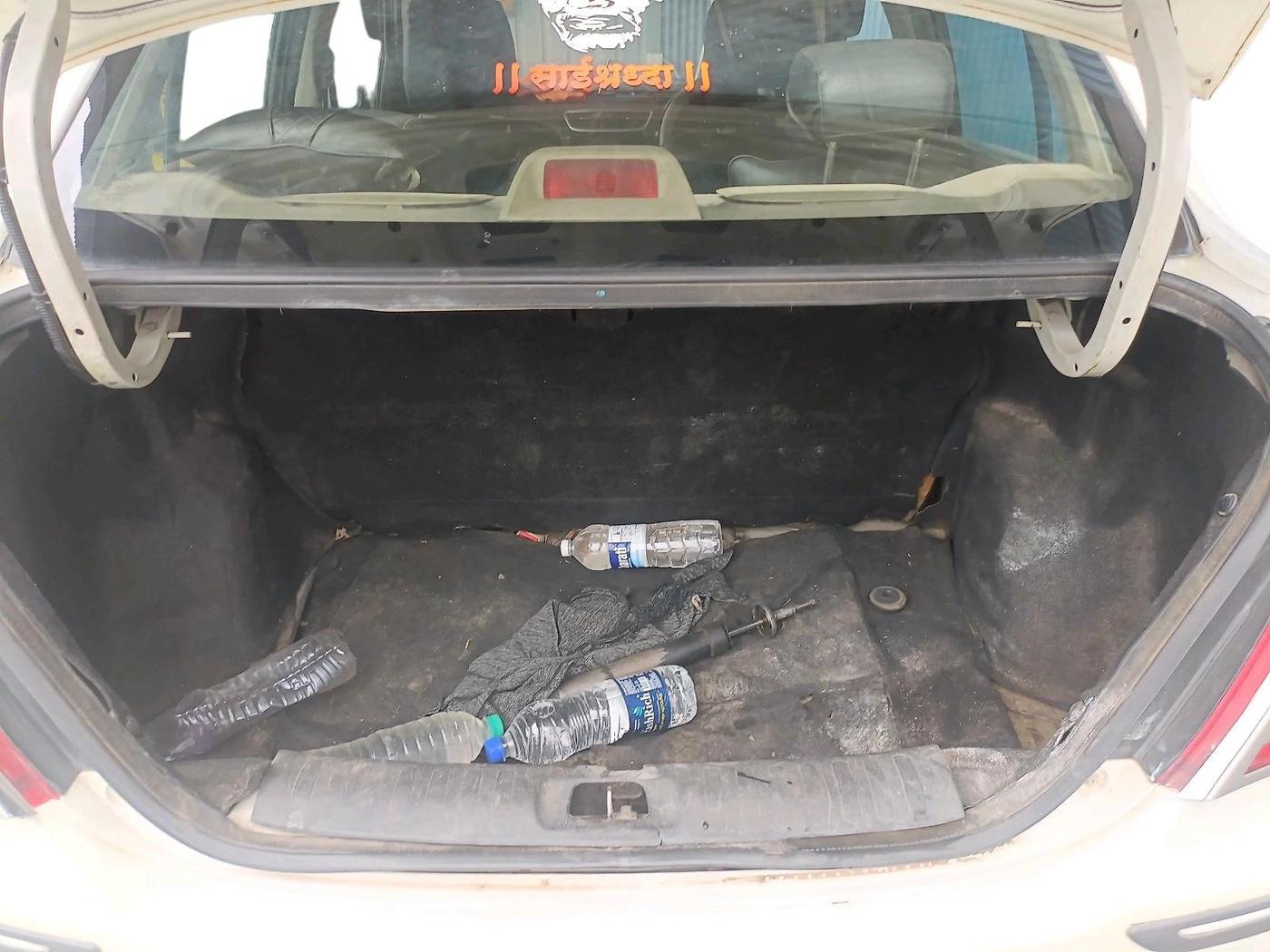 2015 Maruti Swift Dzire VDI ABS, Diesel, Manual, 3,09,663 km, exterior