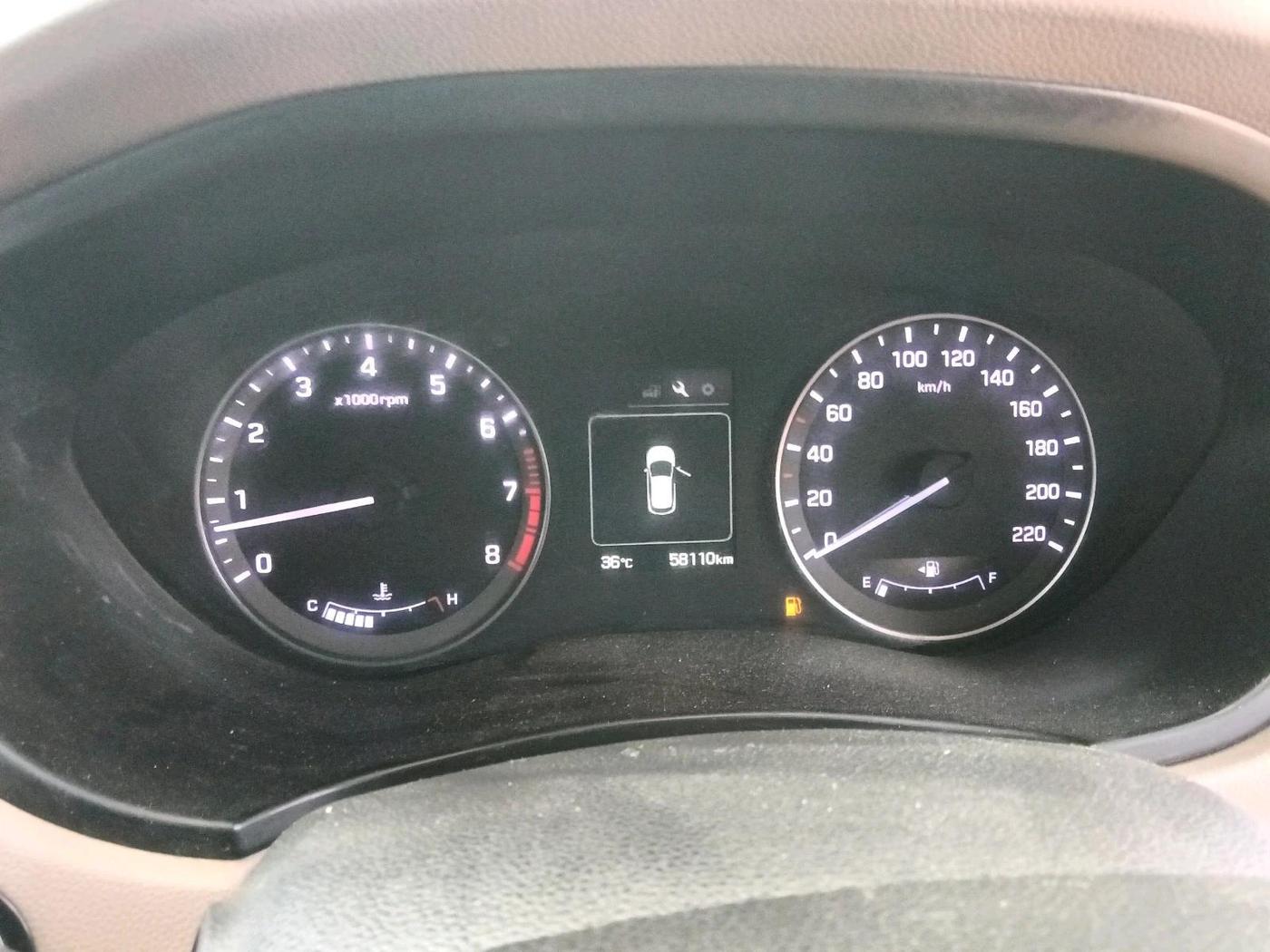 2016 Hyundai Elite i20 ASTA 1.2 (O), Petrol, Manual, 58,110 km, interior