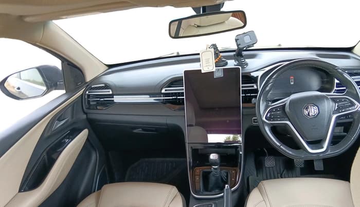 2024 MG HECTOR SHARP PRO 2.0 TURBO DIESEL, Diesel, Manual, 1,36,893 km, interior